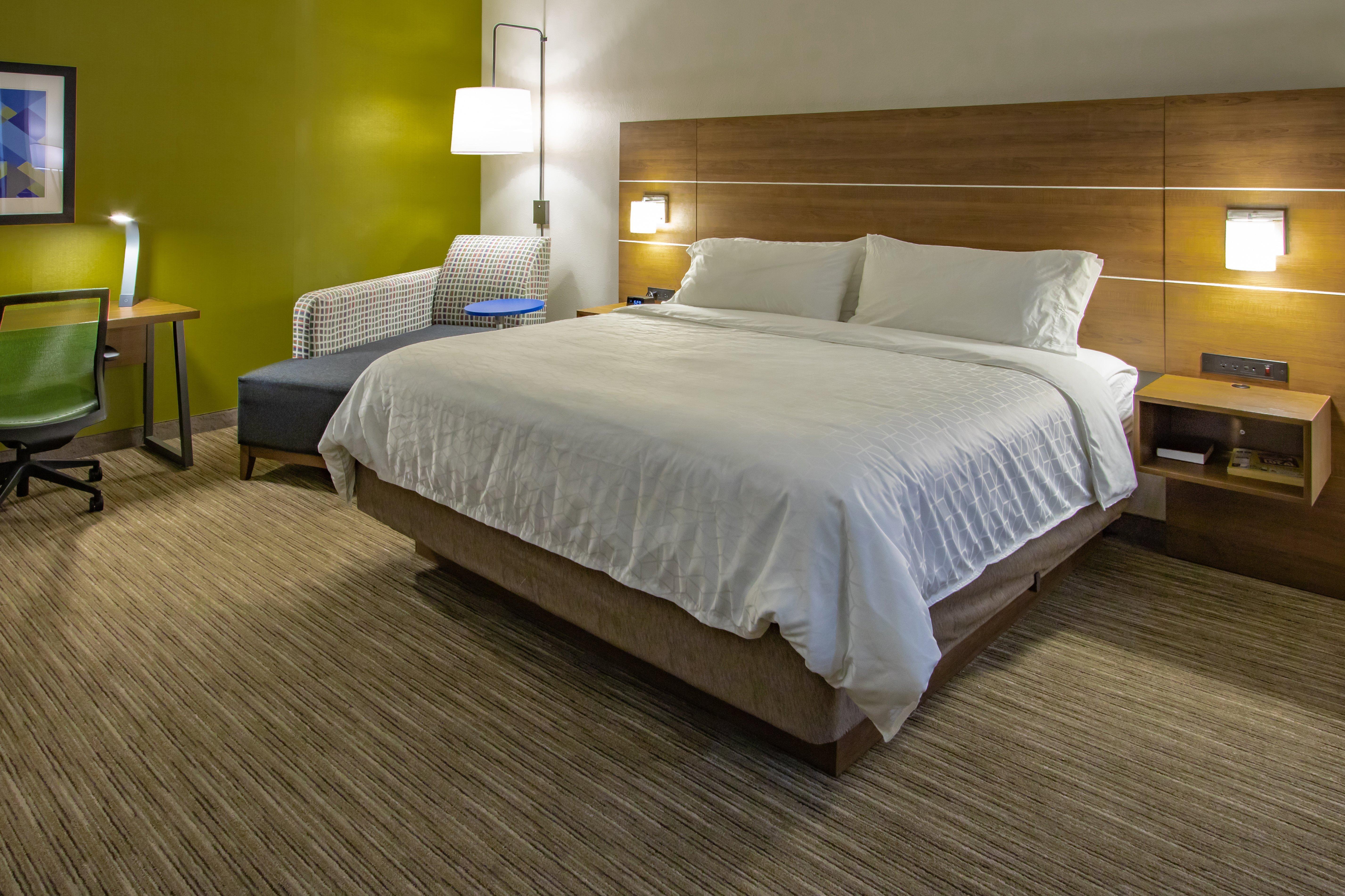 Holiday Inn Express Hotel & Suites Roseville - Galleria Area By Ihg Exterior foto