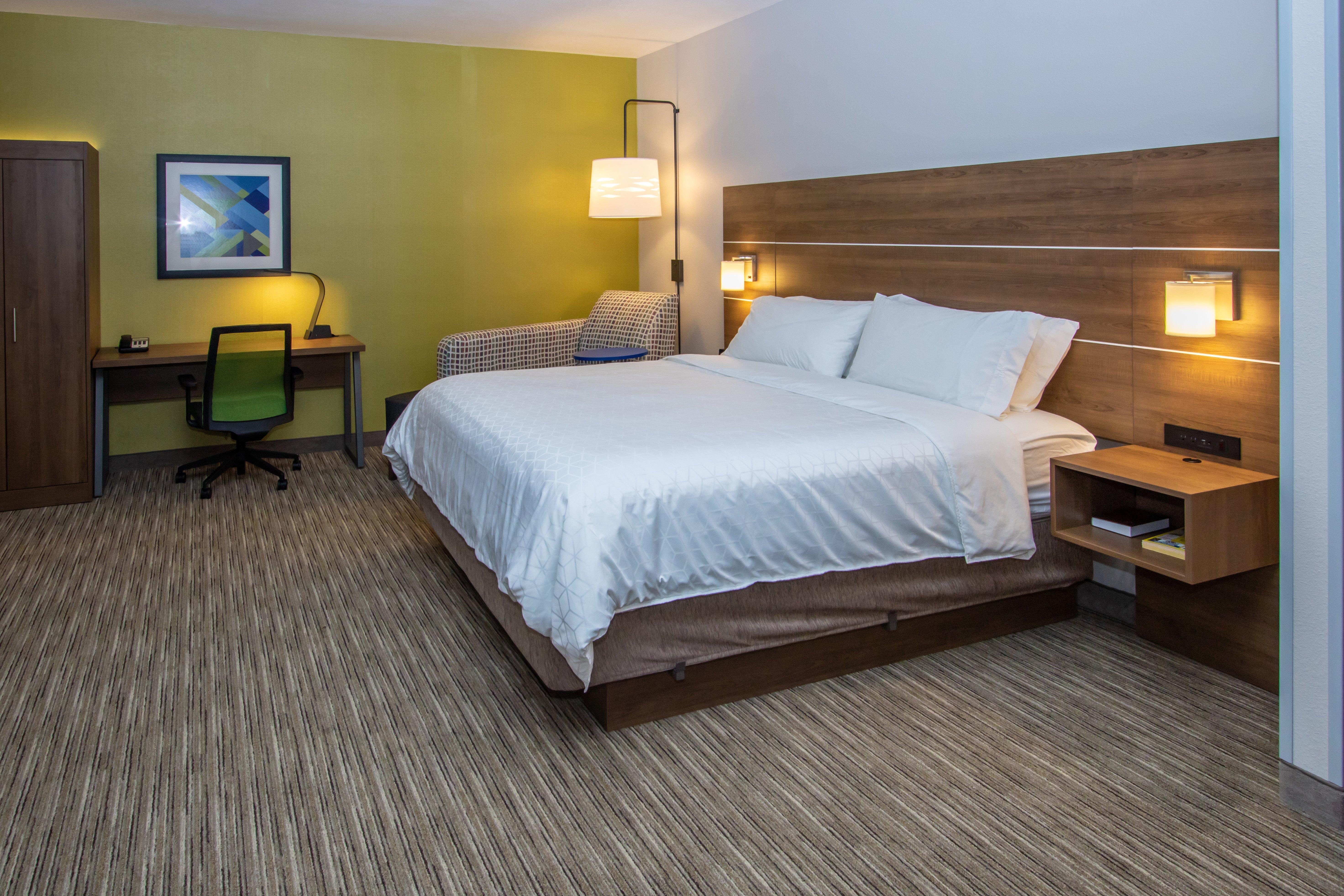 Holiday Inn Express Hotel & Suites Roseville - Galleria Area By Ihg Exterior foto