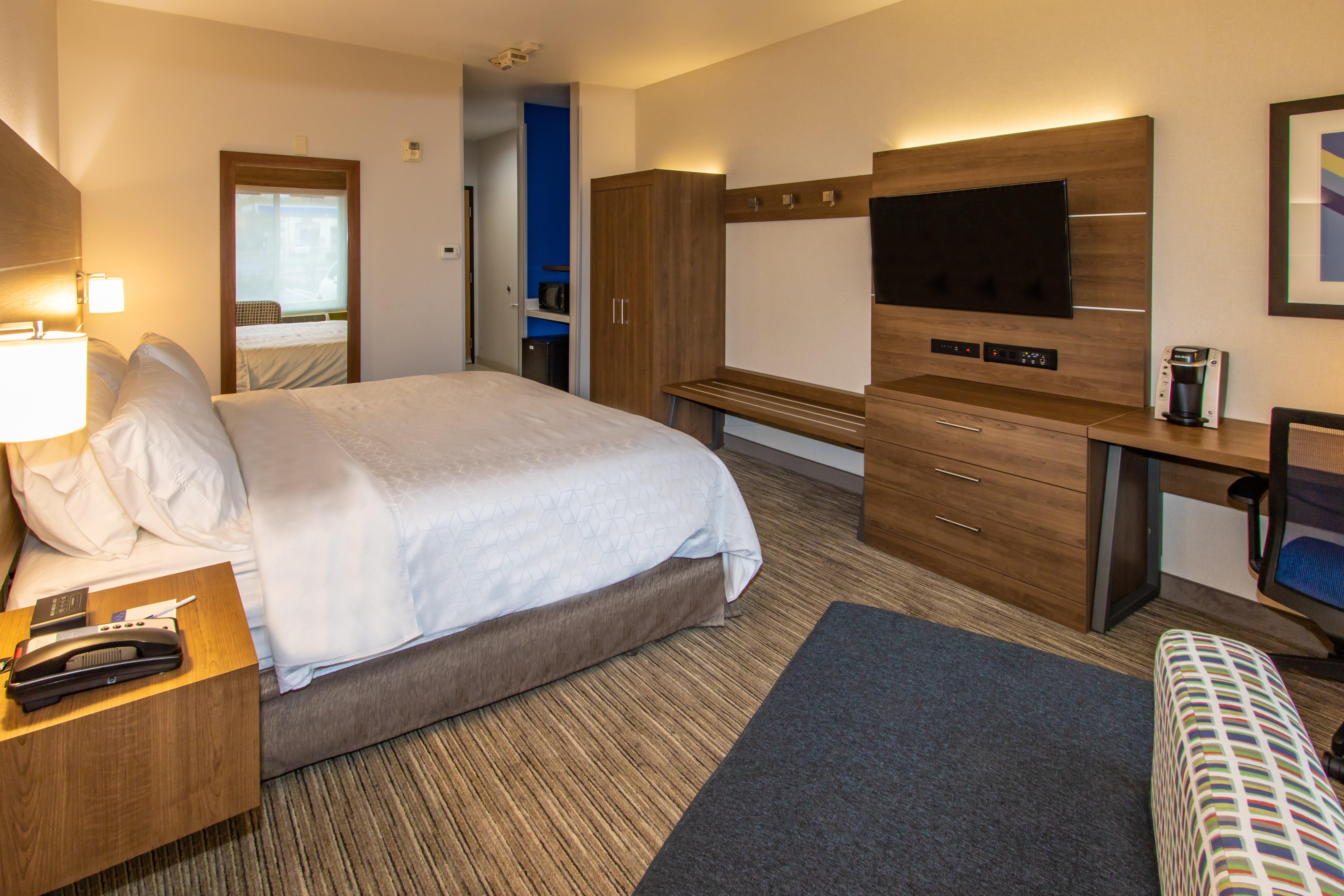 Holiday Inn Express Hotel & Suites Roseville - Galleria Area By Ihg Exterior foto