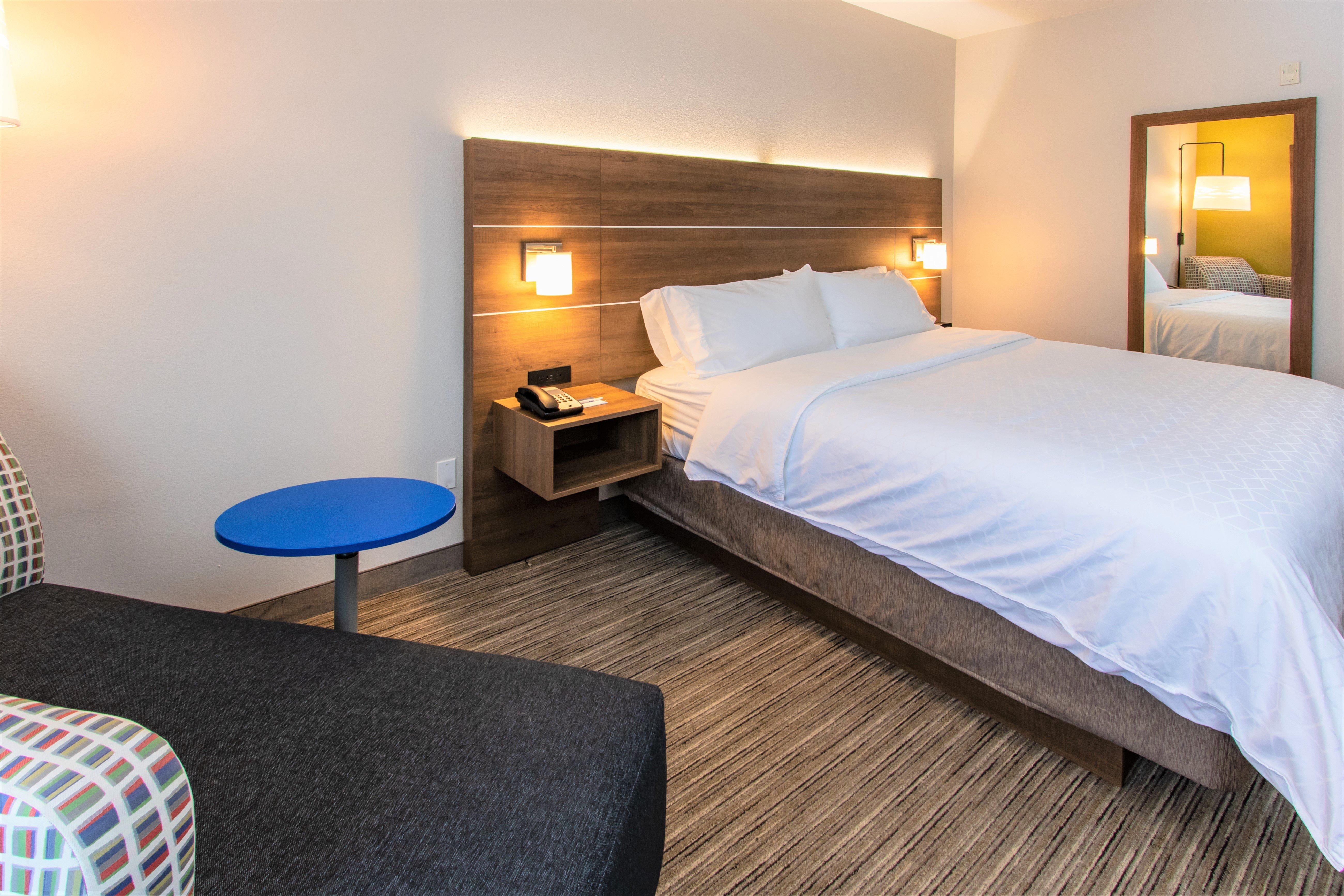 Holiday Inn Express Hotel & Suites Roseville - Galleria Area By Ihg Exterior foto