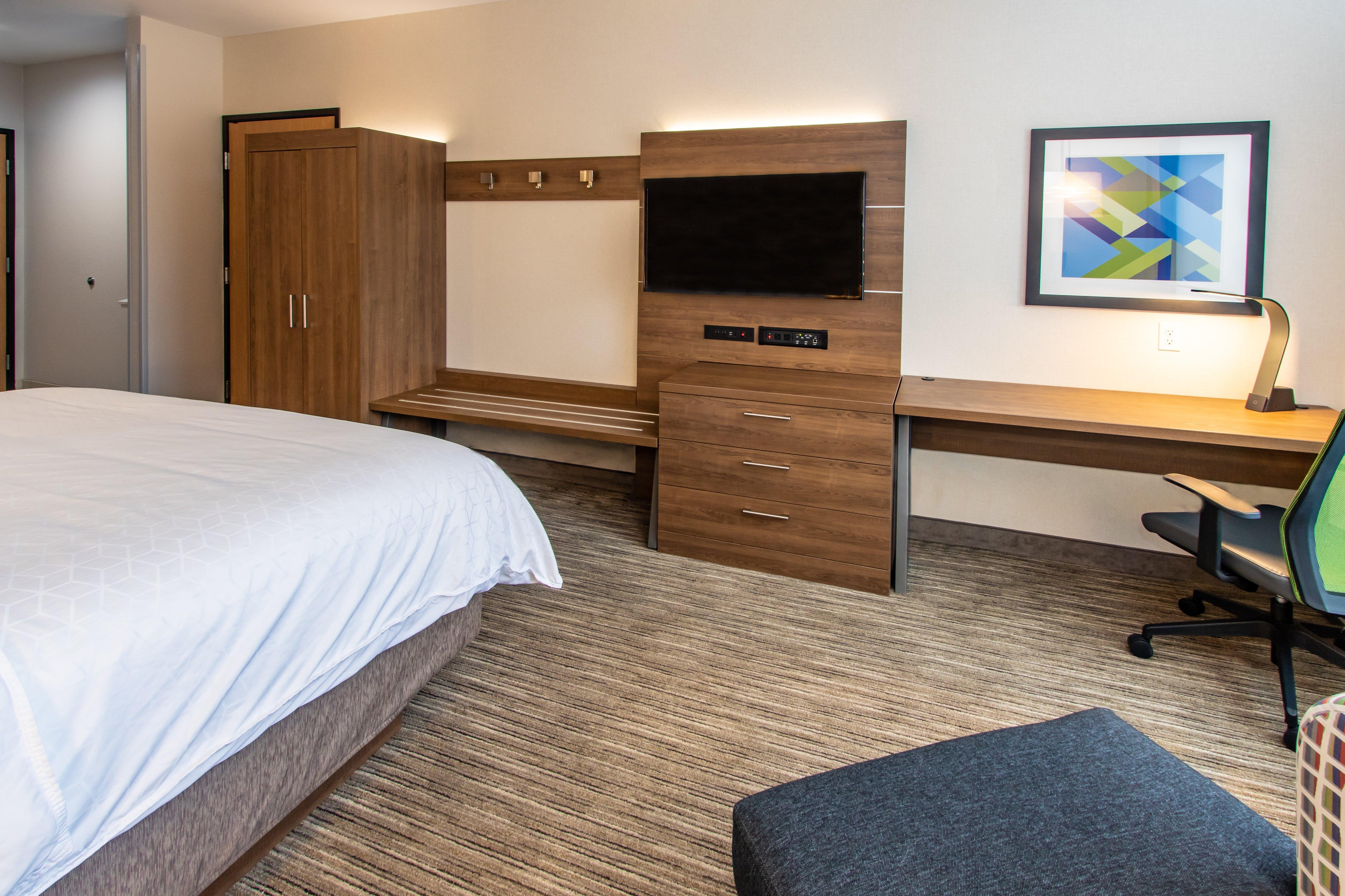 Holiday Inn Express Hotel & Suites Roseville - Galleria Area By Ihg Exterior foto